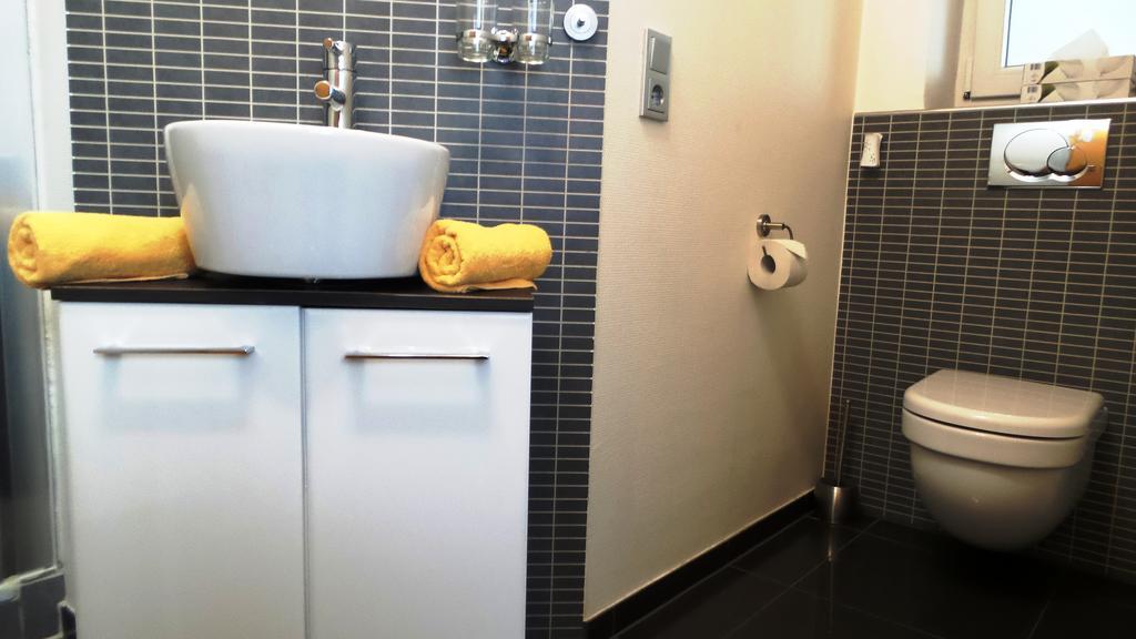 Ferienwohnung Relax EP Tickets über uns erhältlich Rust Habitación foto